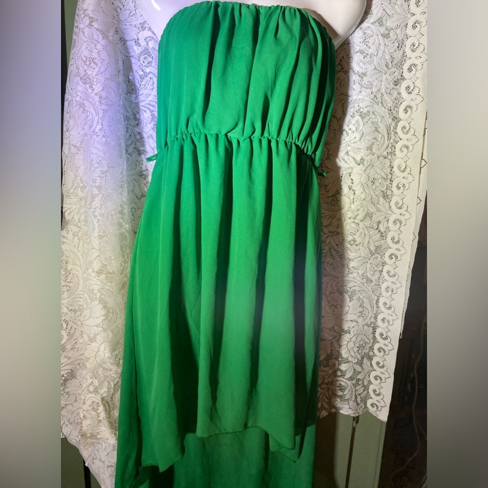 Women’s dress